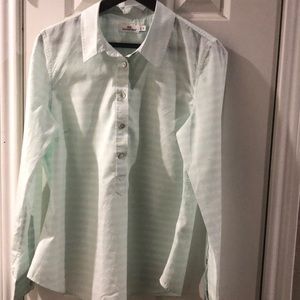 Vineyard Vines button down women’s shirt size 12